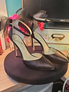Jessica Simpson Black Pointed-Toe Ankle-Strap Stiletto Pumps With Back Large Bow